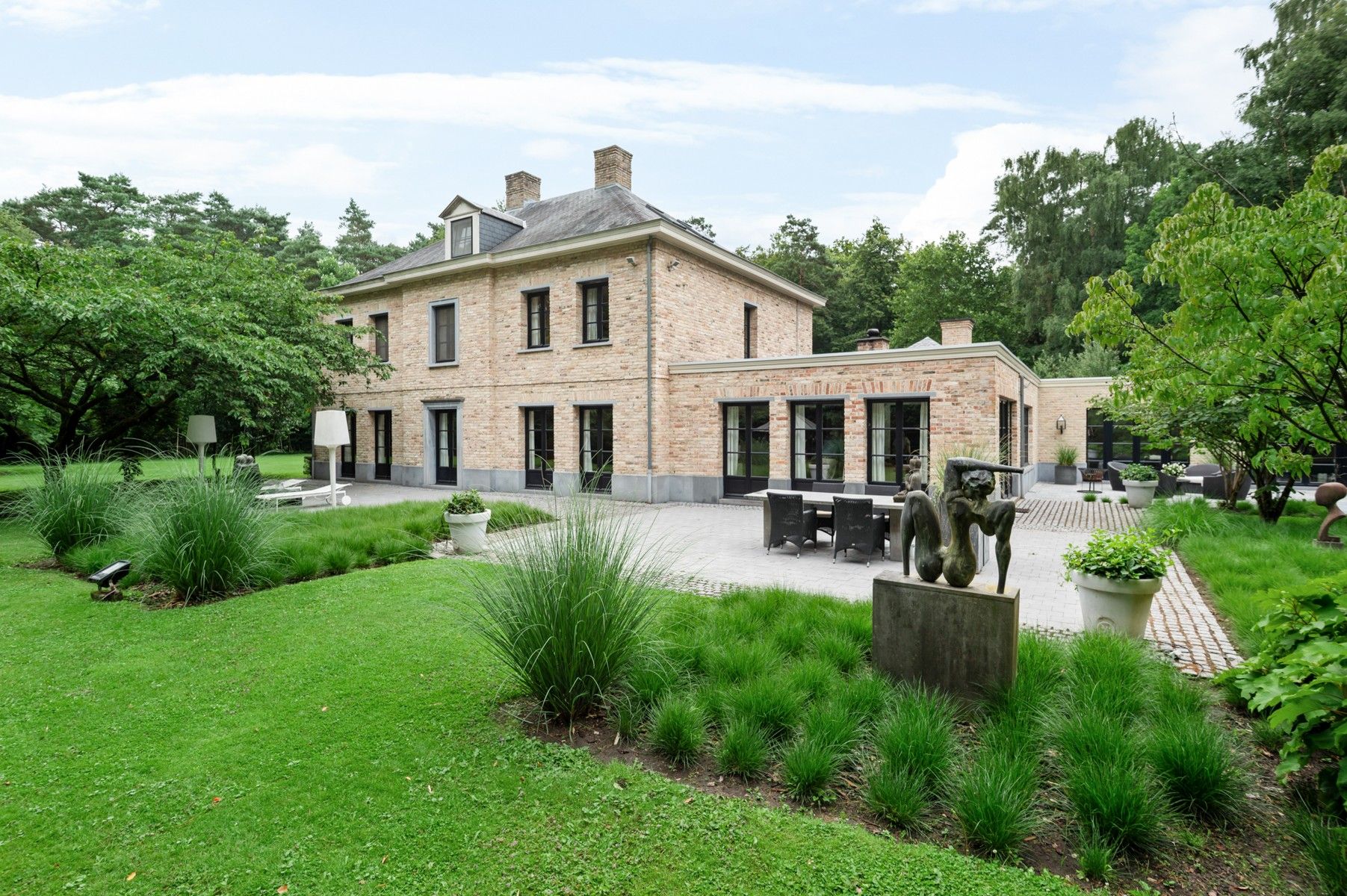 Exclusieve villa met parktuin foto 6