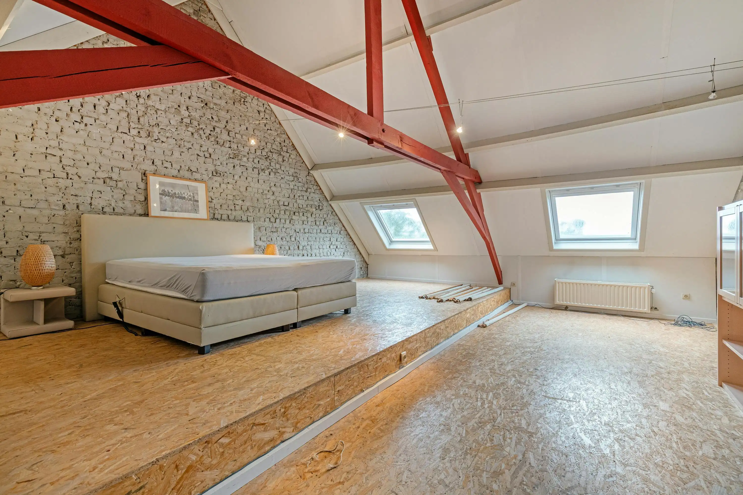 Gerenoveerde burgerwoning met 5 kamers te koop Beveren-Leie foto 20