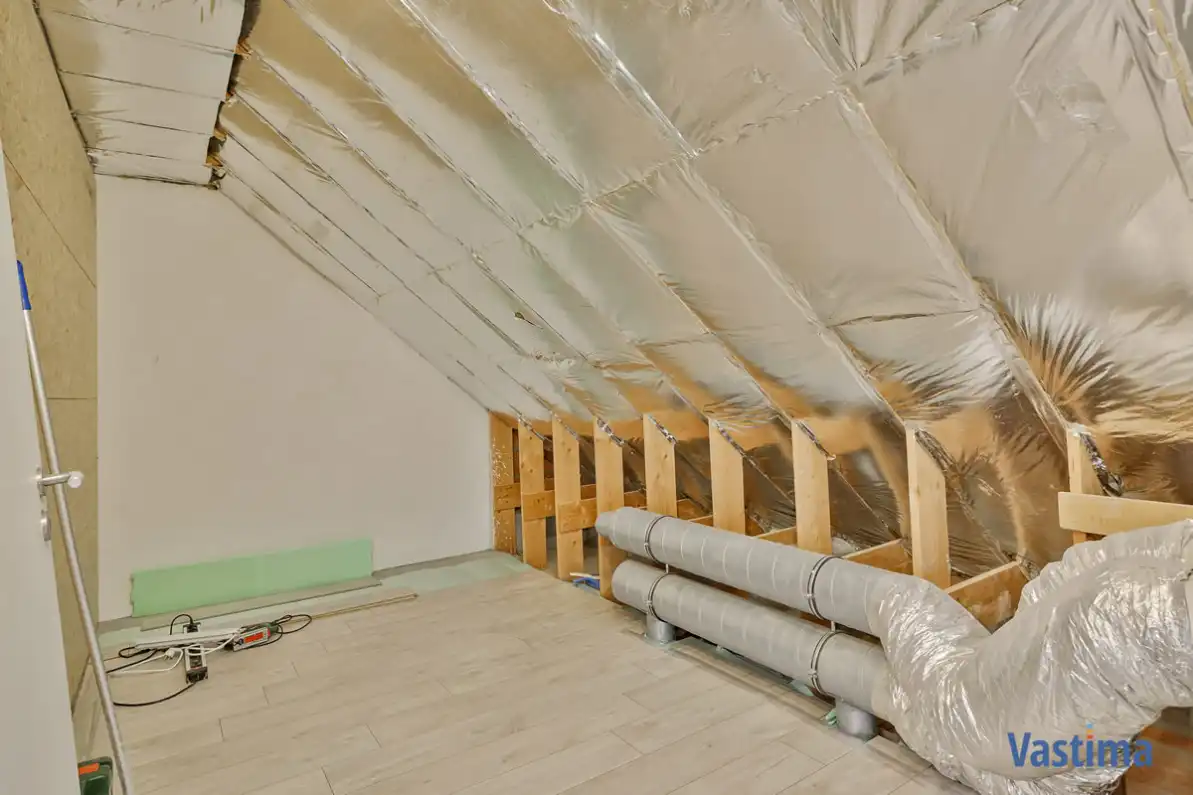 Rustig gelegen gezinswoning met 3 slaapkamers en carport foto 19