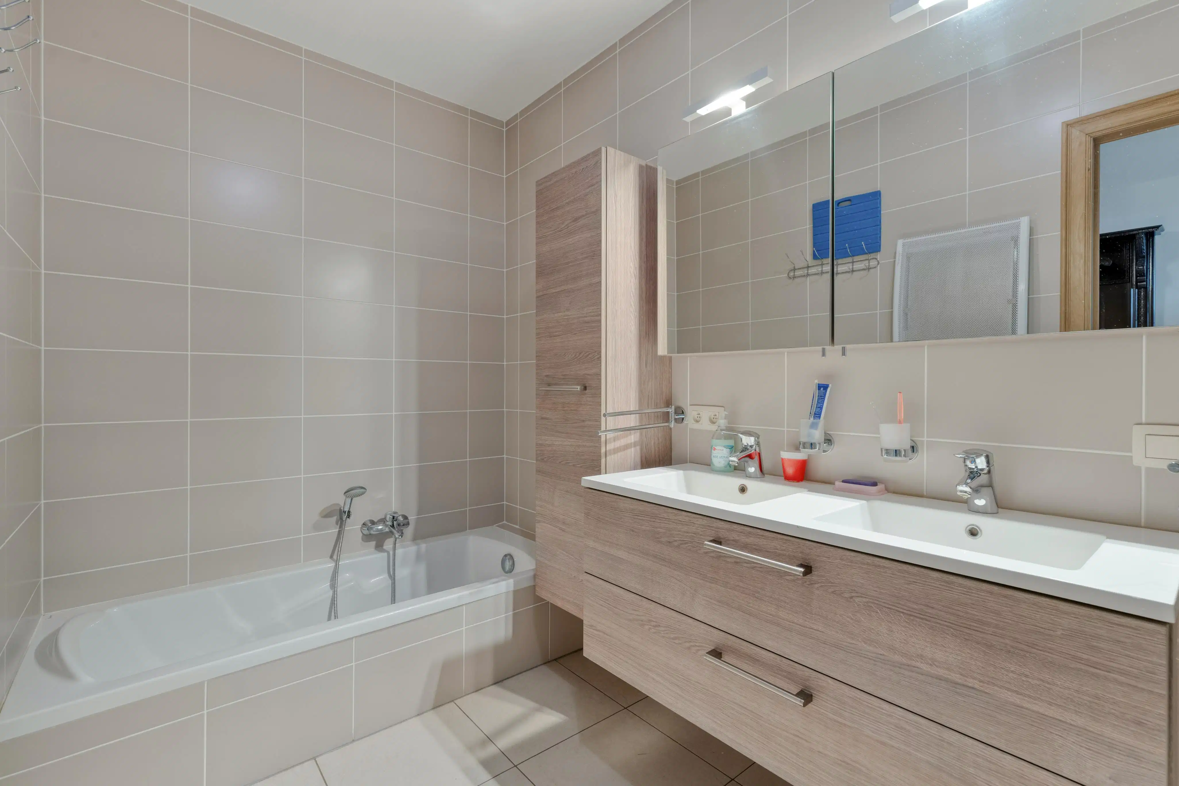 Appartement met ruim terras te koop in Zedelgem foto 14