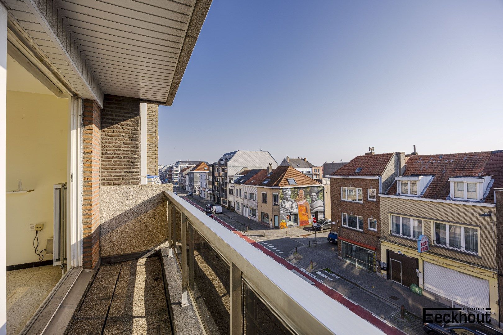 Ruim en lichtrijk appartement op gunstige ligging te Oostende! foto 6