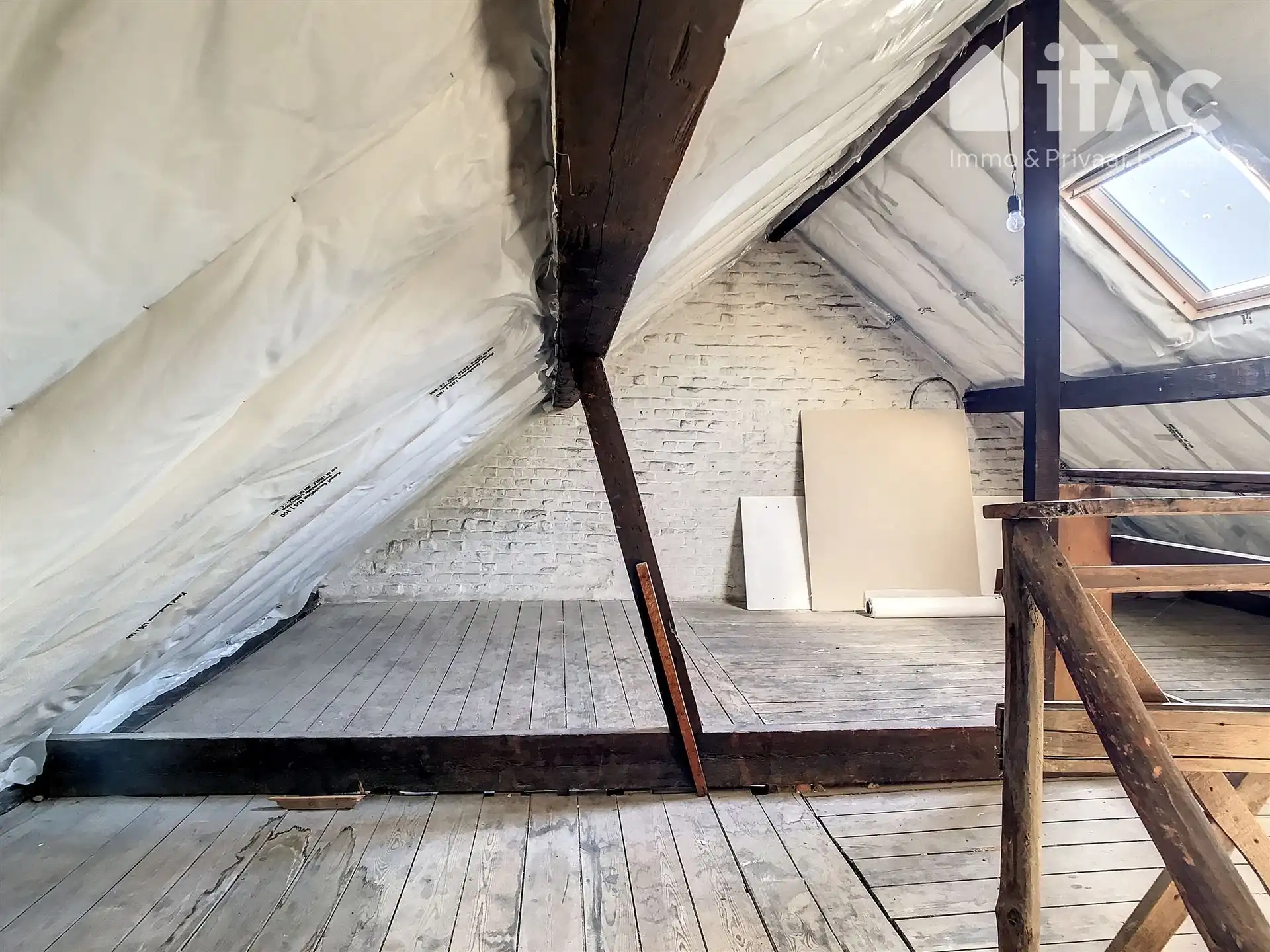 Karaktervol herenhuis met 5 slaapkamers en leuke tuin foto 24
