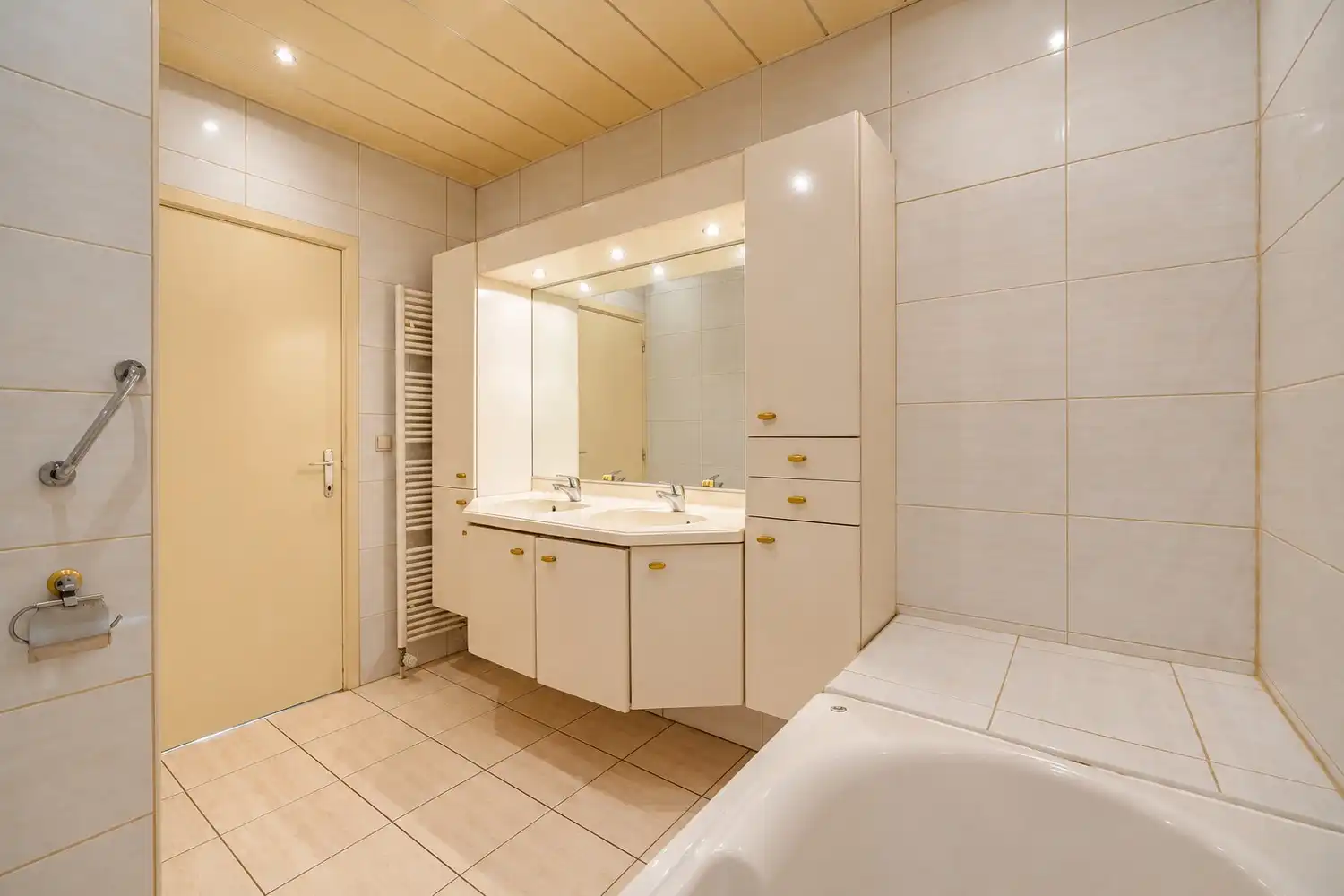 Charmante&nbsp;bungalow&nbsp;met&nbsp;prachtige&nbsp;tuin&nbsp;in&nbsp;geliefd&nbsp;Neerharen foto 9