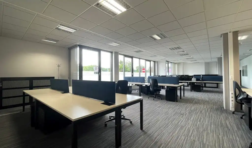 Kantoorruimte te huur in Singel Building in Berchem foto 3