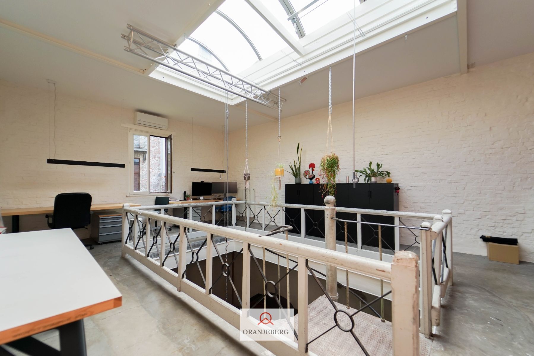 Polyvalente atelierruimte-magazijn-loods foto 17