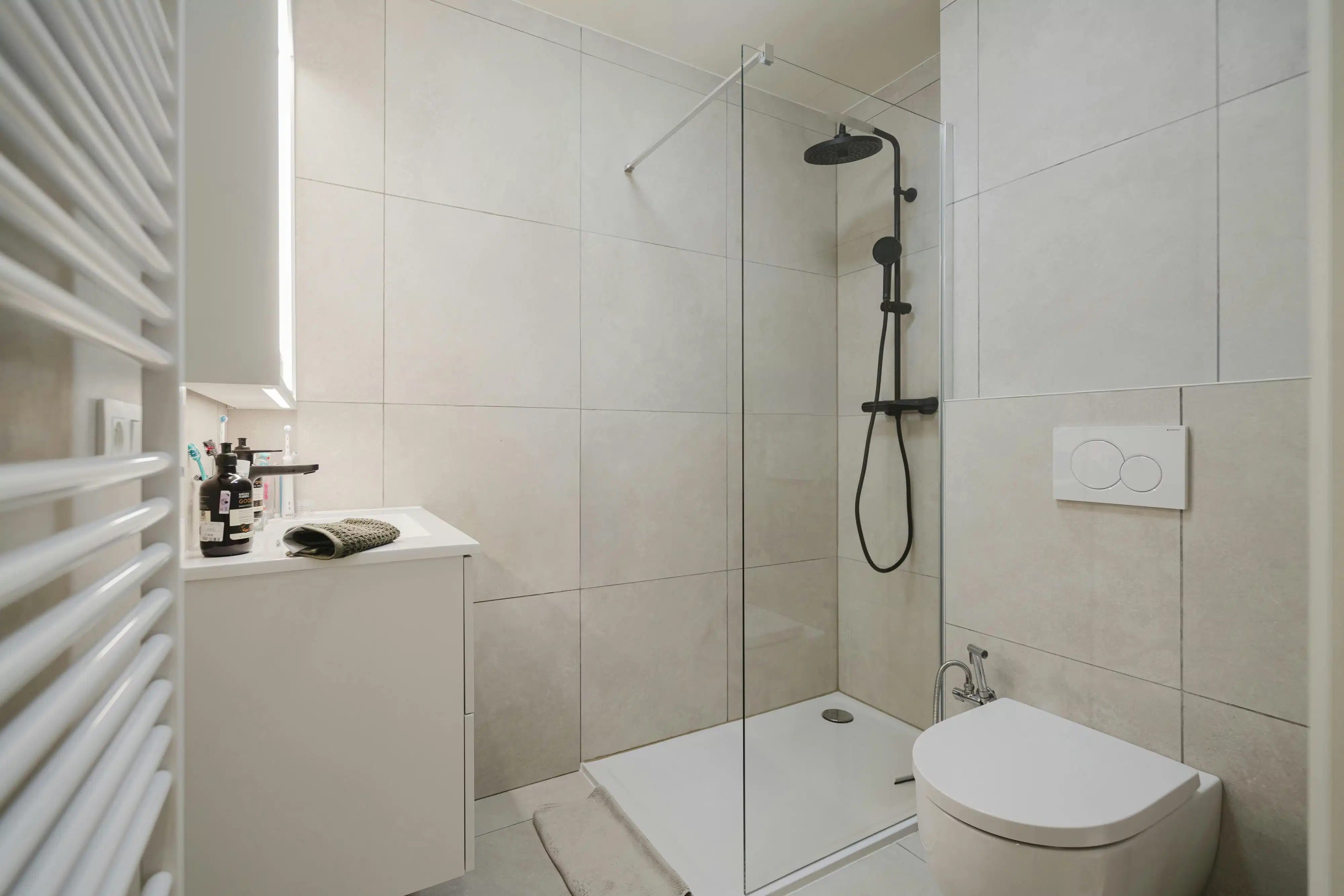 Instapklaar, lichtrijk appartement te koop Harelbeke foto 10