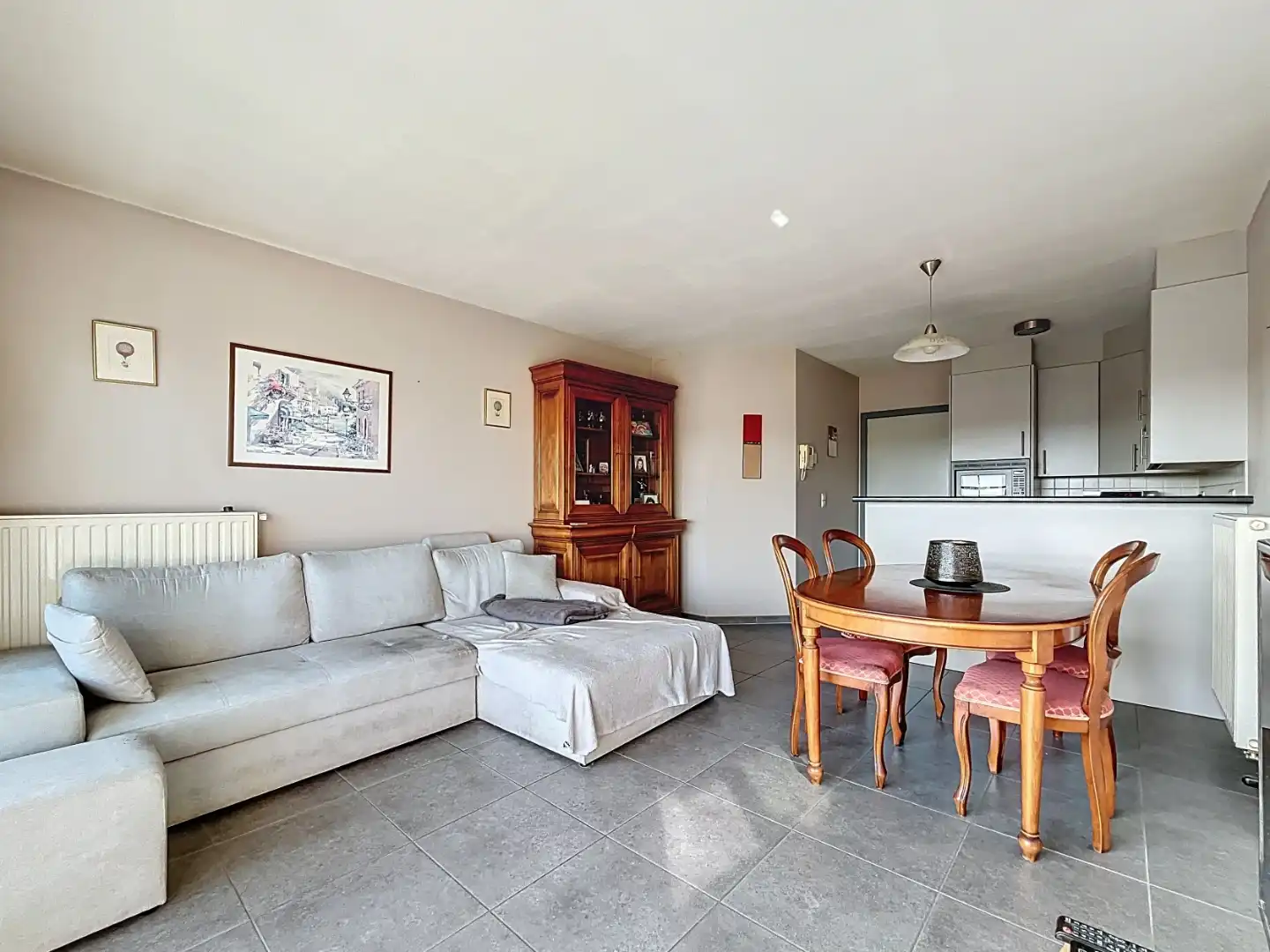 één slaapkamer appartement met zonnig terras EPC label A foto 3