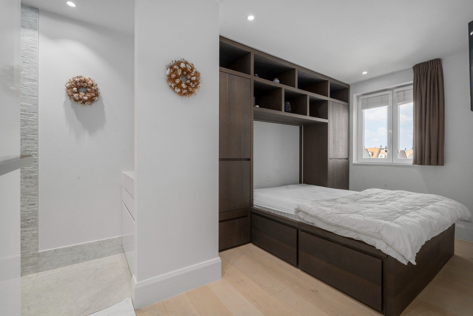 Prachtig penthouse met unieke zonneterrassen gelegen in het centrum van Knokke, op wandelafstand van de zee en de winkels. foto 20