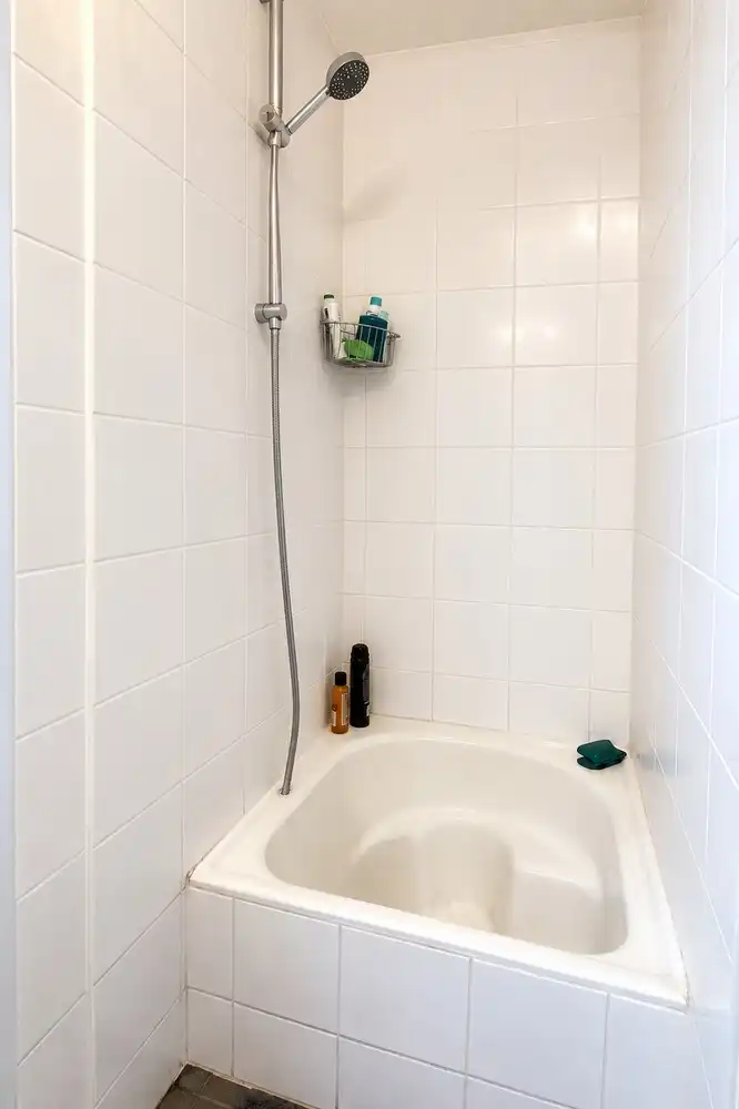 Energiezuiging één slaapkamer appartement nabij het Zuidpark foto 6