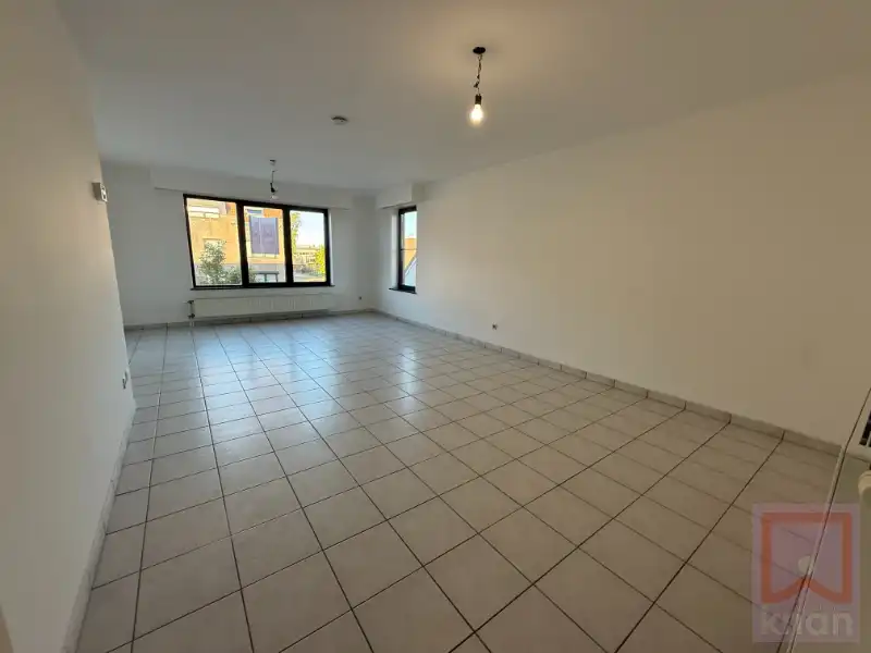 2 slaapkamer appartement met terras en garage, centrum Geel! foto 5