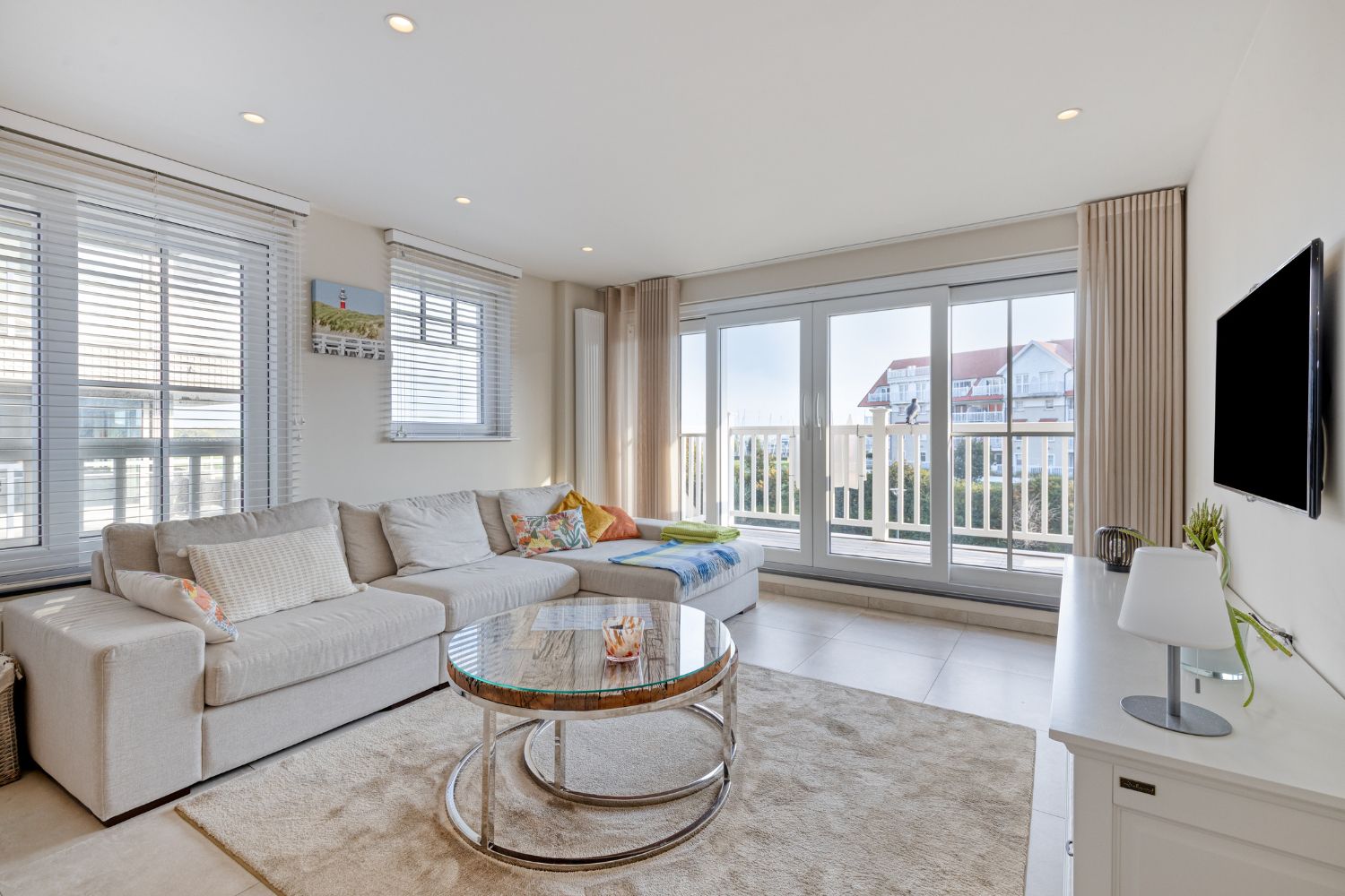 Subliem appartement op een prachtige ligging met open zicht op de Havengeul foto {{pictureIndex}}