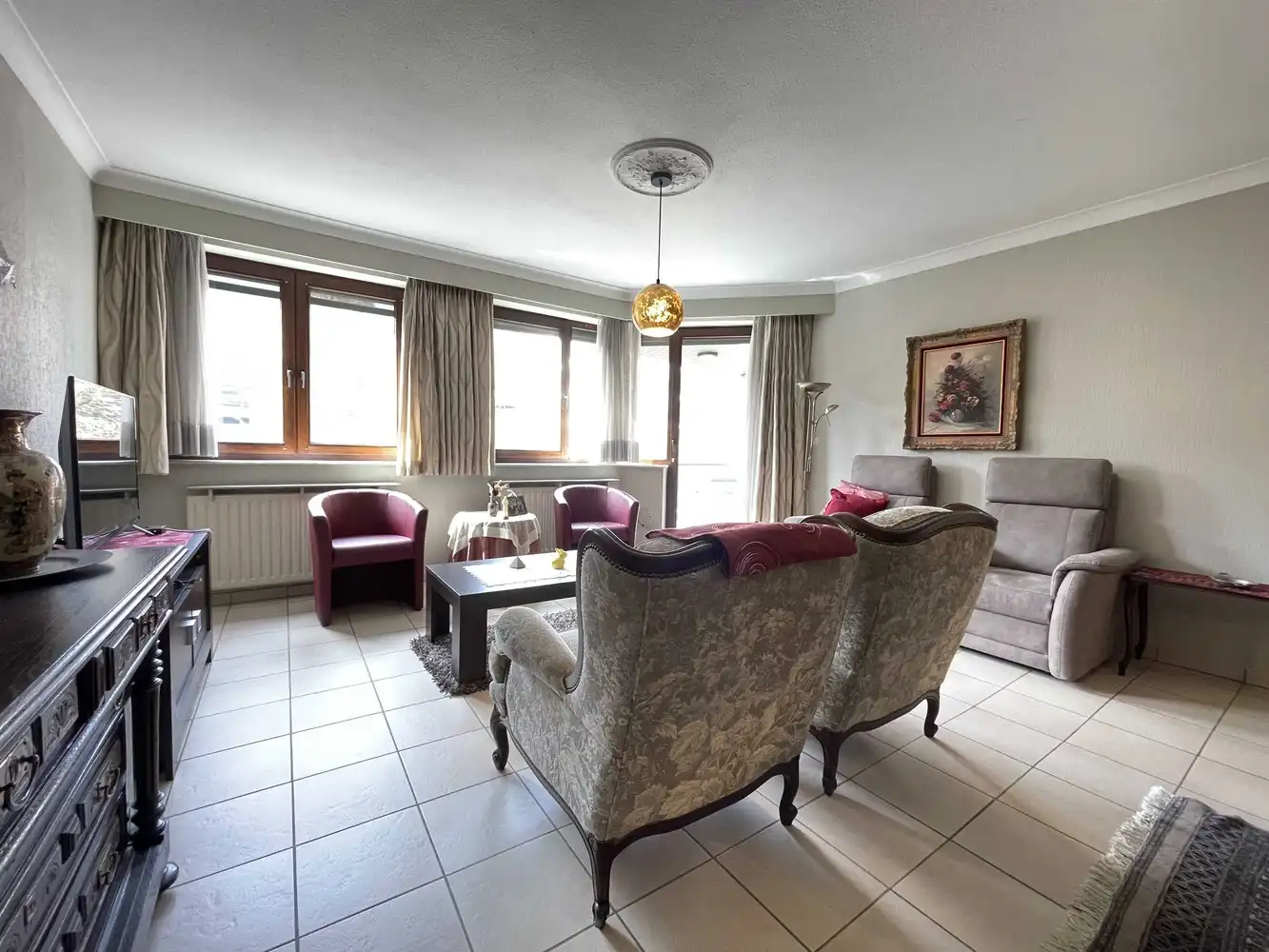 Ruim appartement met 2 slaapkamers in het hart van Genk foto 2