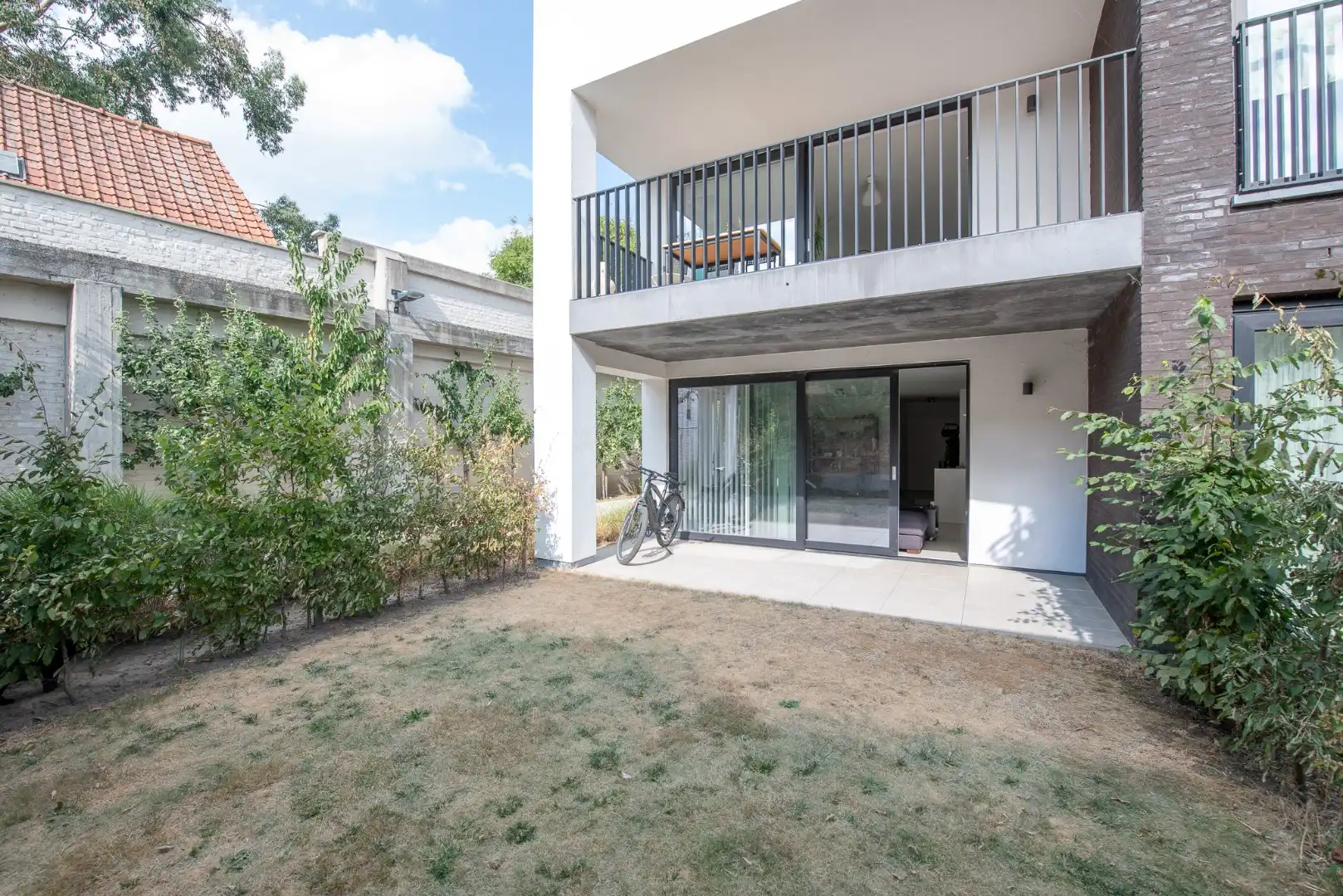 Recent instapklaar gelijkvloers appartement te huur in Deerlijk foto 10