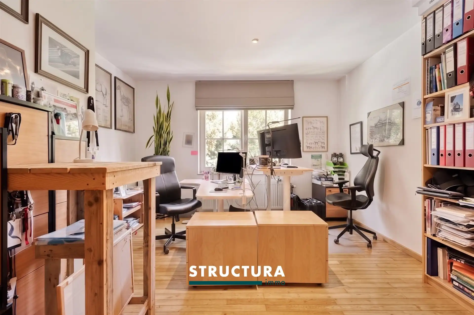 Ruime woning met 5 slaapkamers op toplocatie foto 11