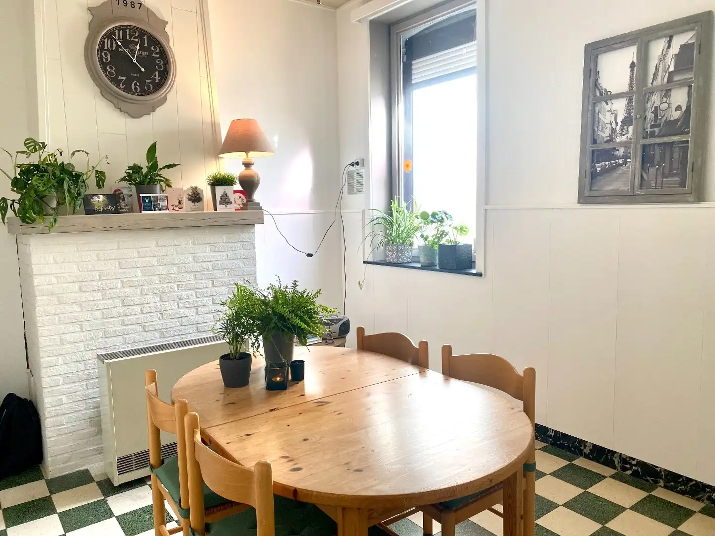 Instapklare rijwoning in het hart van Harelbeke met uitweg voor fietsen foto 7