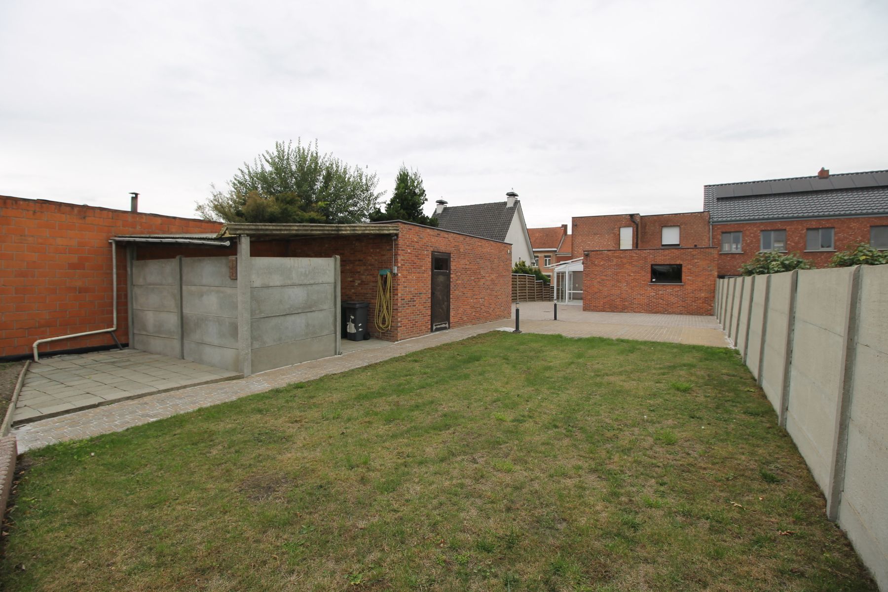 Een woning met 3 slaapkamers, garage en tuin vlakbij het centrum van Merksplas. foto 20