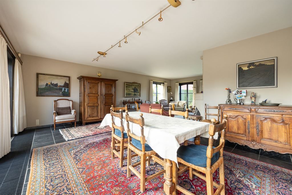 Statige, ruime woning met zuidgerichte tuin! foto 6