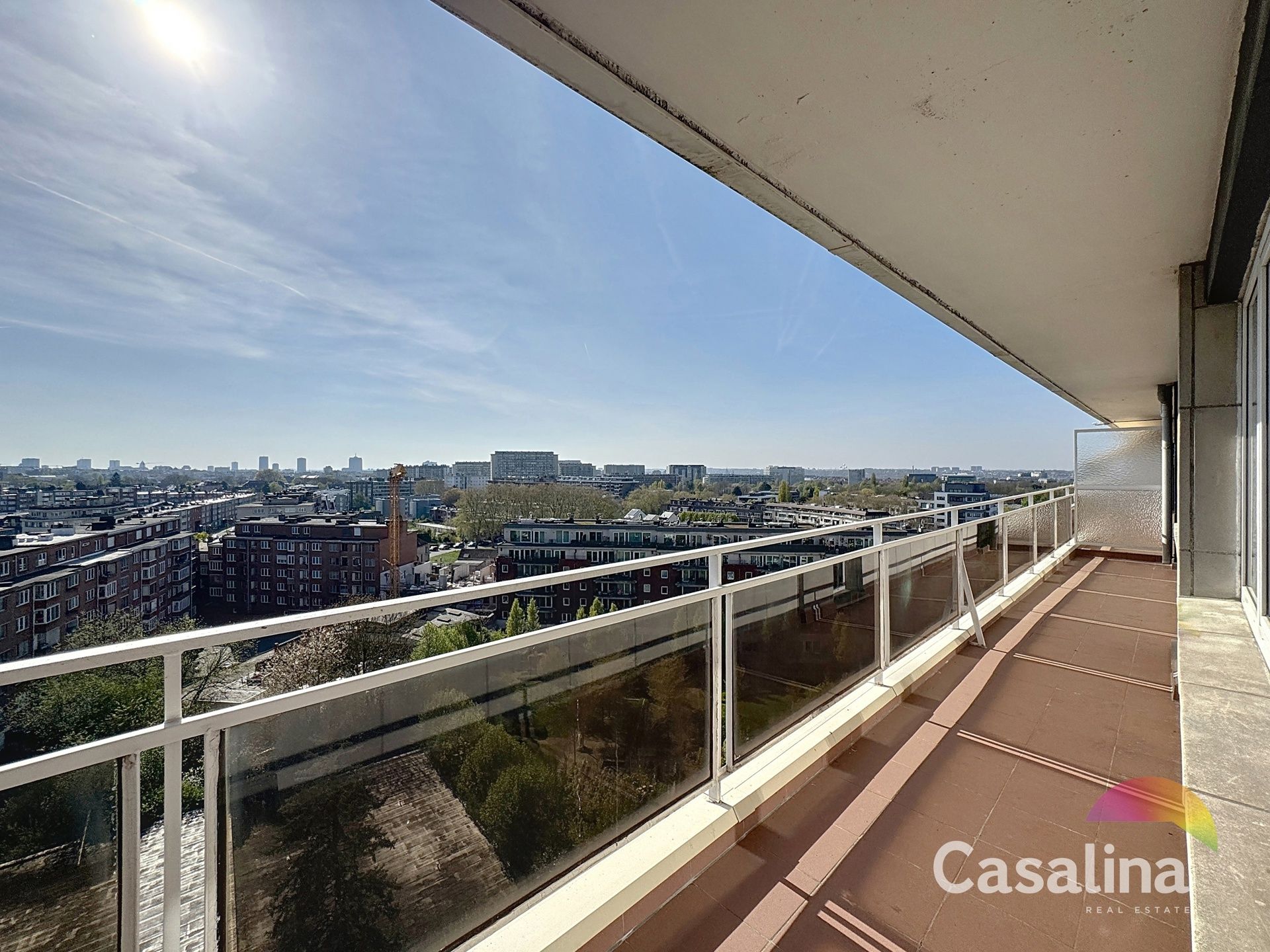 Appartement + terras met panoramisch zicht  foto 10