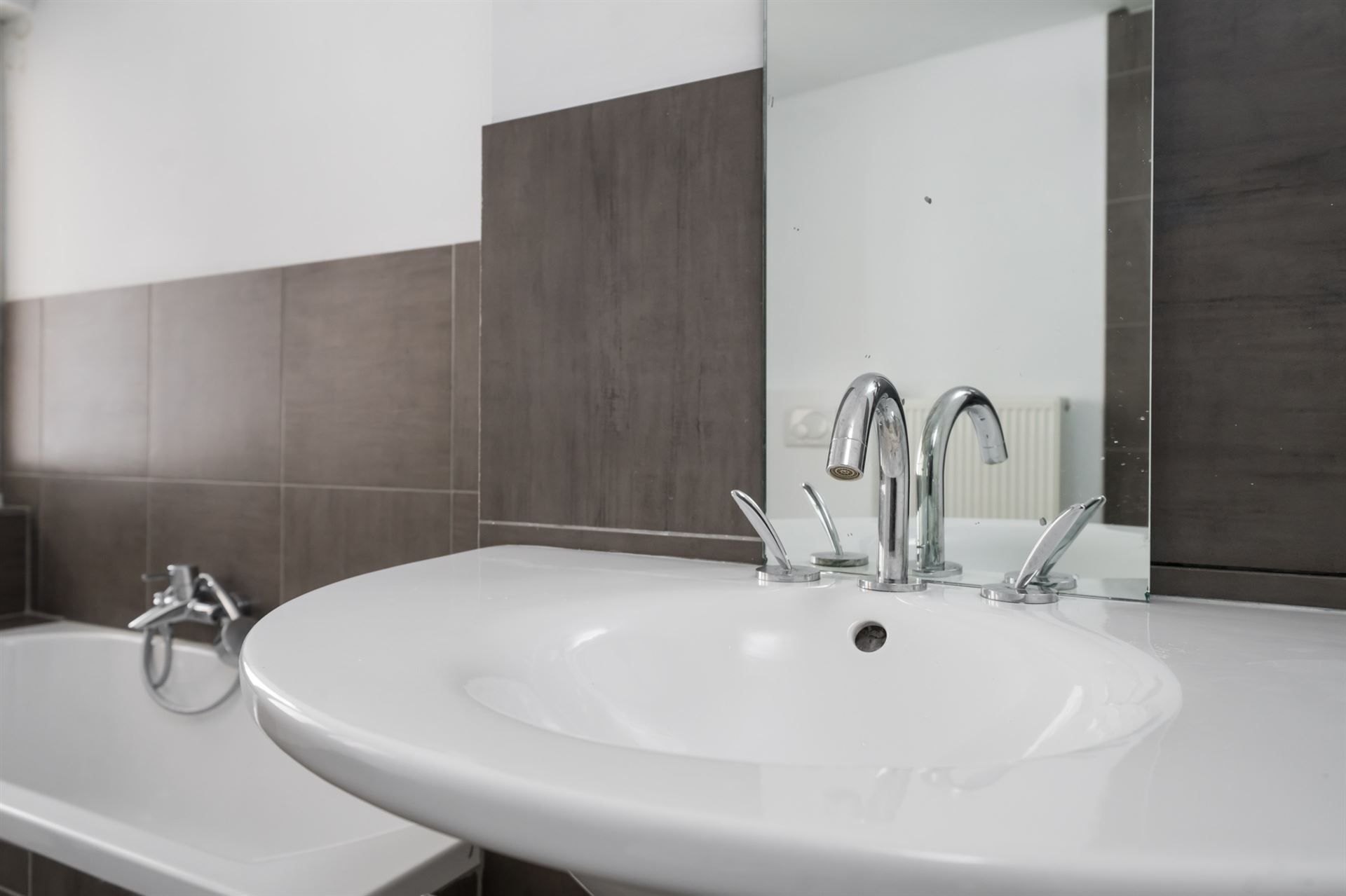 Duplex app met handelsgelijkvloers in hartje Mechelen! foto 11