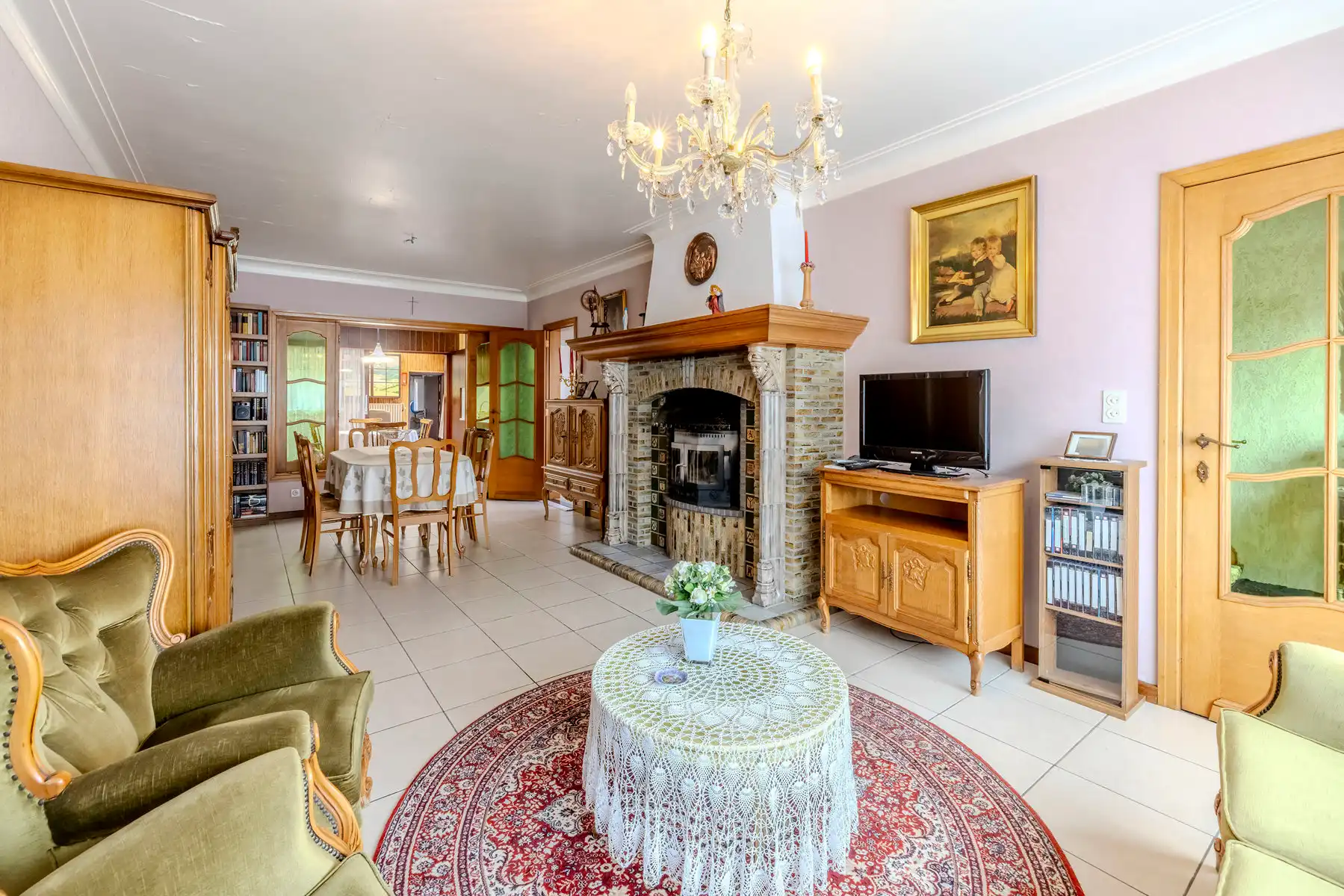 Te renoveren halfopen woning met 3 slp, garage en tuin. foto 6