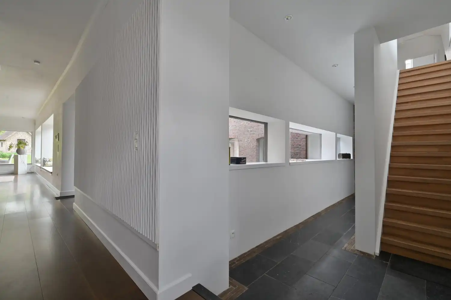 Prachtig gerenoveerde hoeve uniek gelegen in het glooiende landschap van Grote-Spouwen foto 8