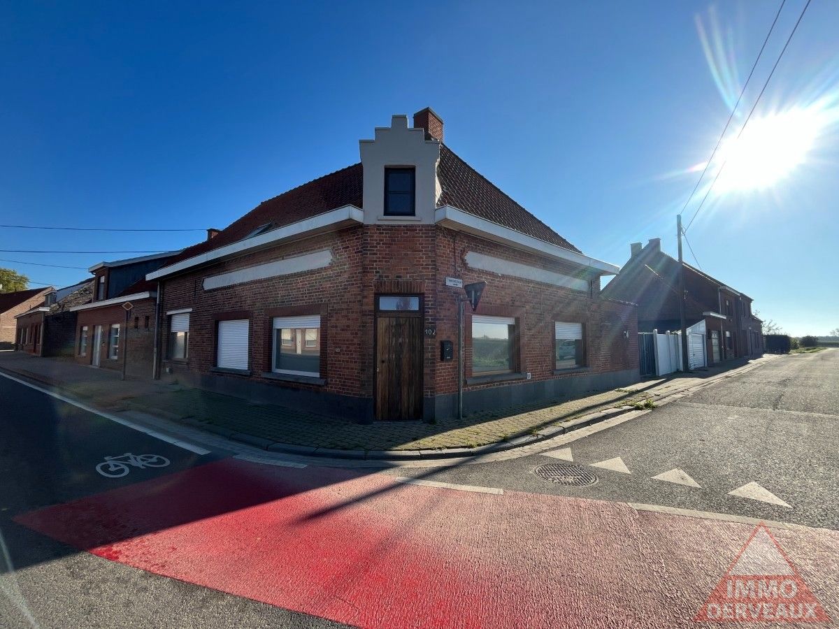 Hoofdfoto van de publicatie: Langemark-Poelkapelle – Hoekwoning in het centrum