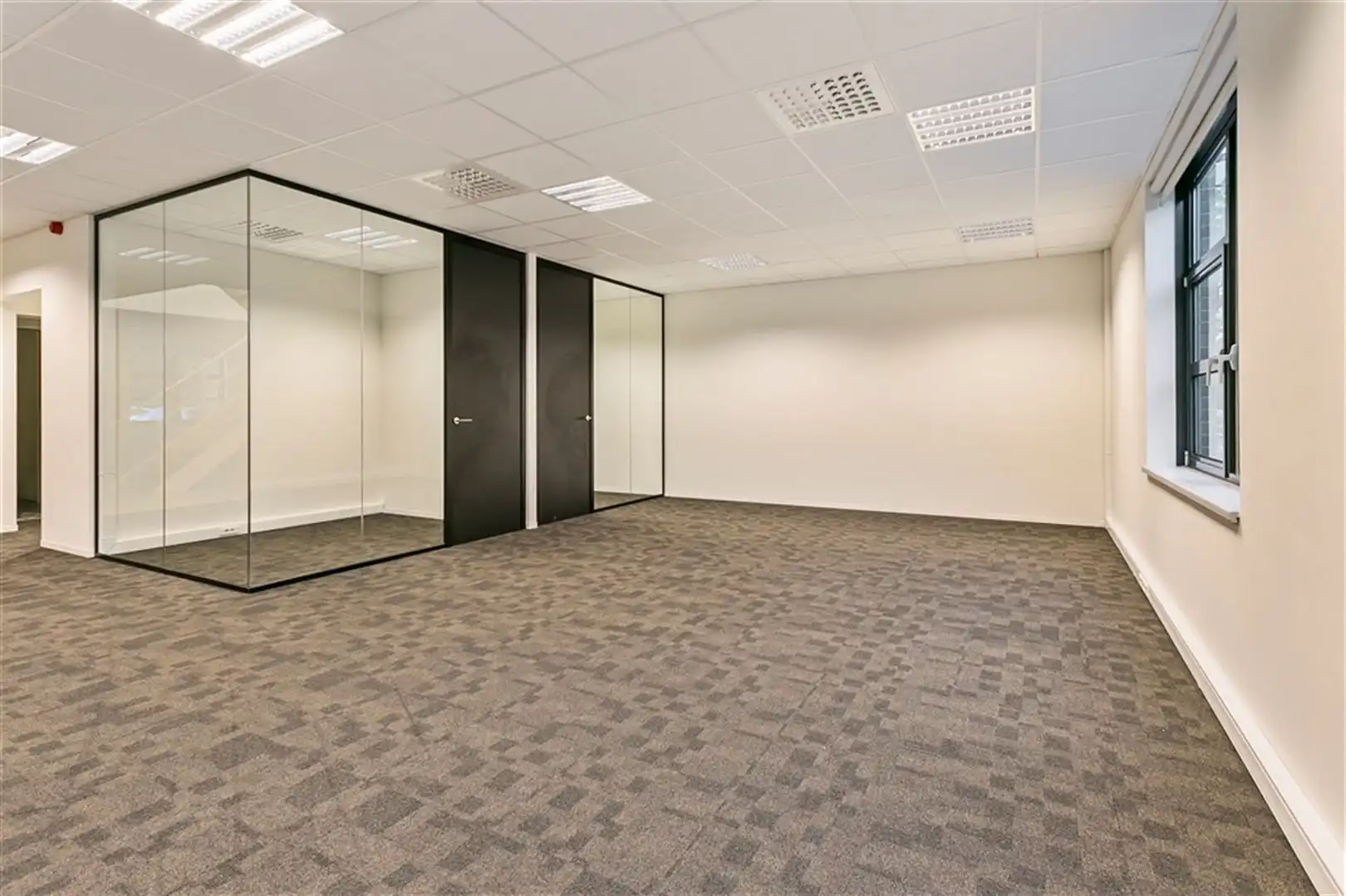 Kantoren te huur op het E19 Businesspark foto 10