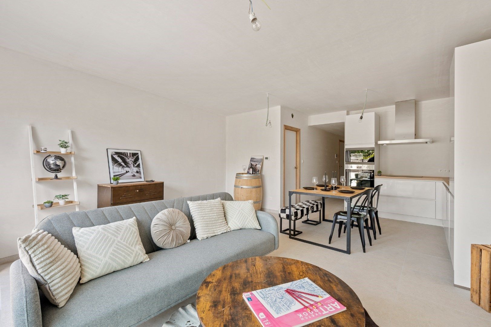 NIEUWBOUWAPPARTEMENT OP HET GLV MET 1 SLPK EN RUIME TUIN TE GELUWE foto {{pictureIndex}}