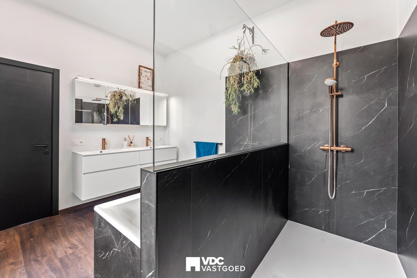 Statig herenhuis met grandeur en luxueuze afwerking in het hart van Tongeren foto 22