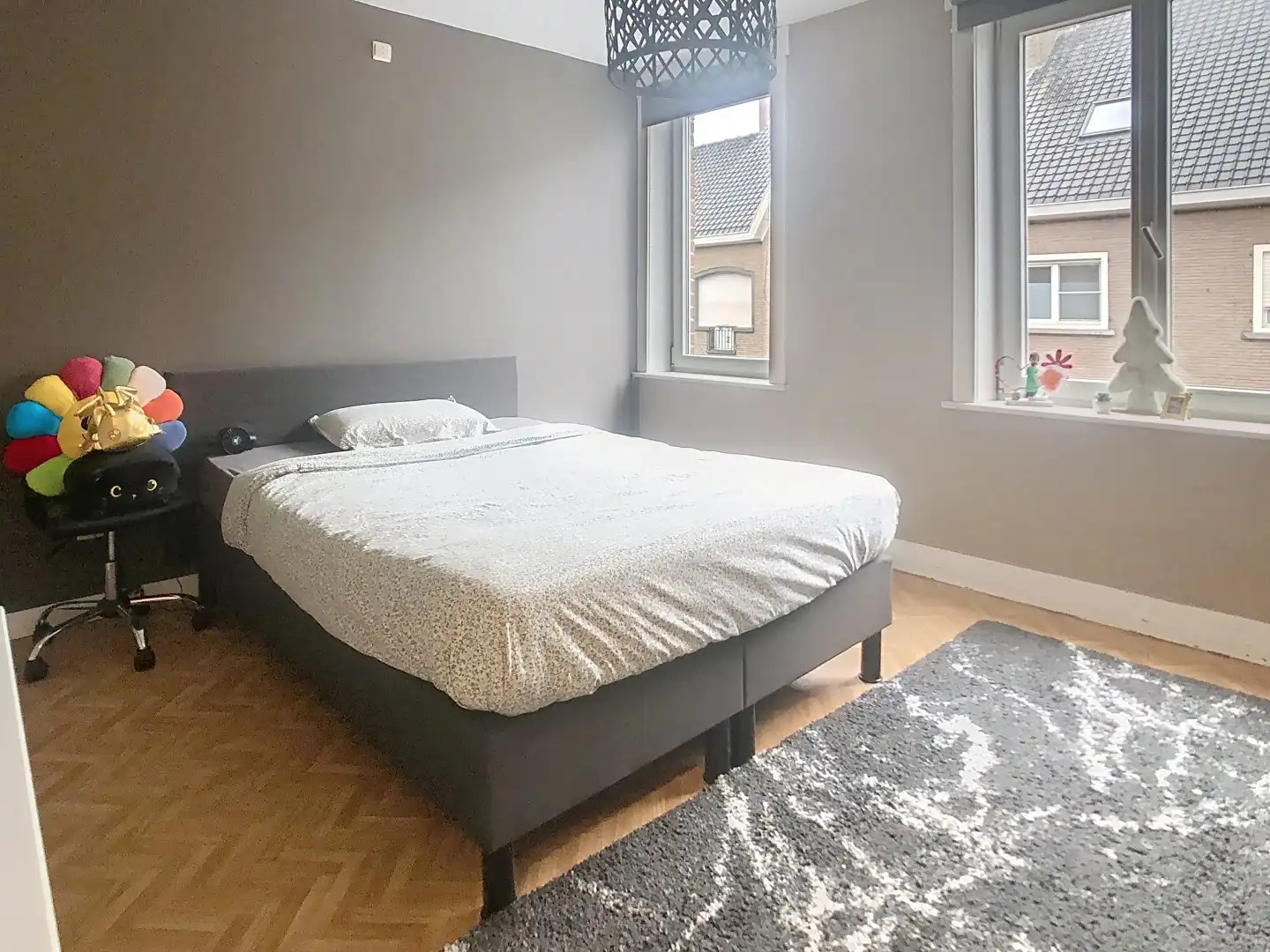 Volledig gerenoveerde woning vlakbij centrum en winkels foto 6