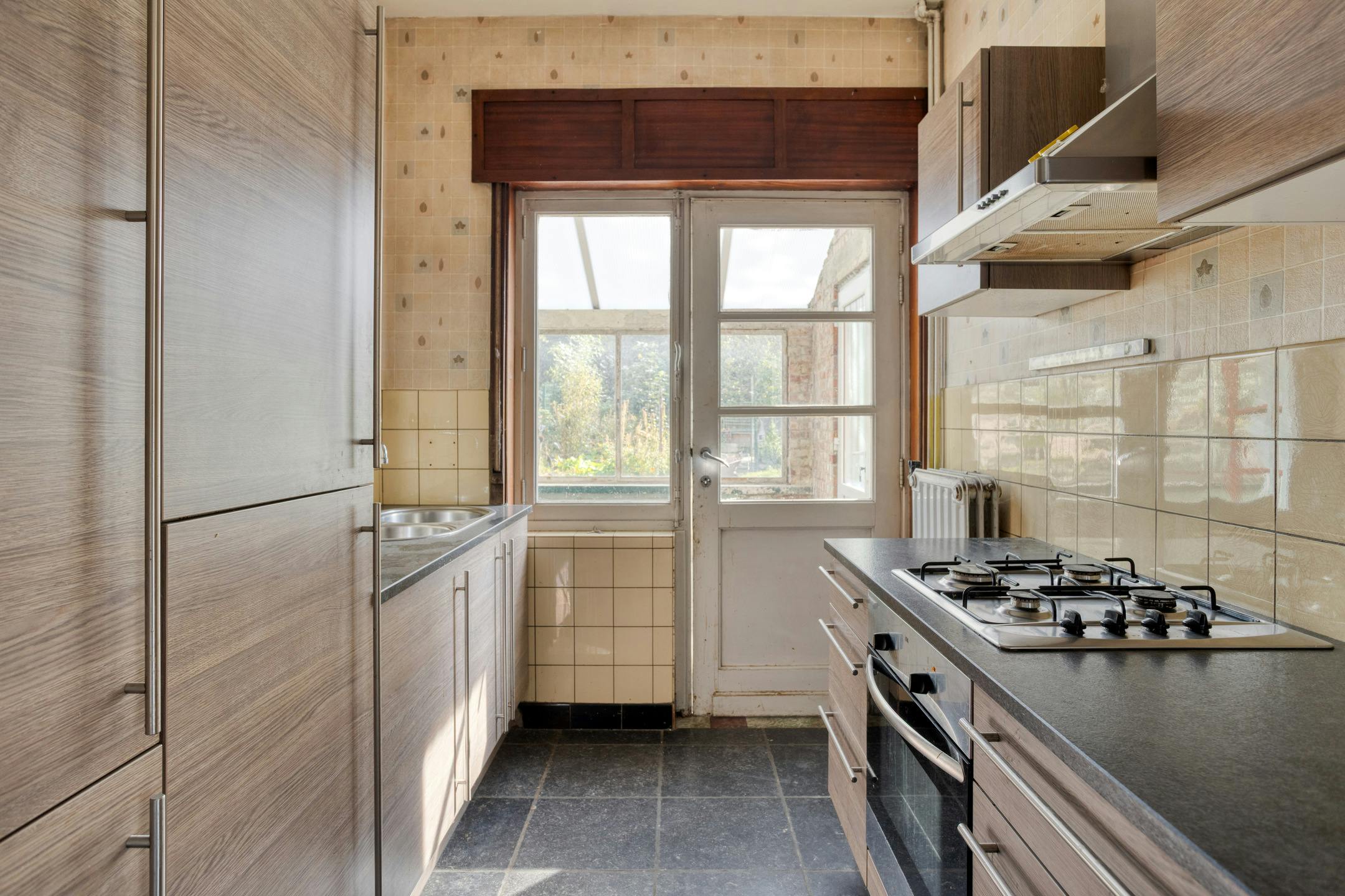 Te Renoveren viergevelwoning op 23are op een top locatie in Grimbergen! foto 15