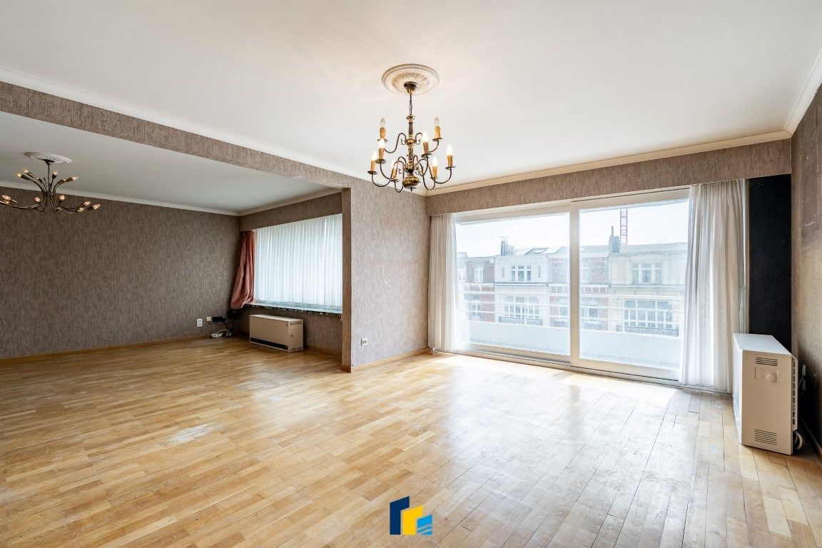 Ruim 2 slpk-appartement met zonnig terras foto 5