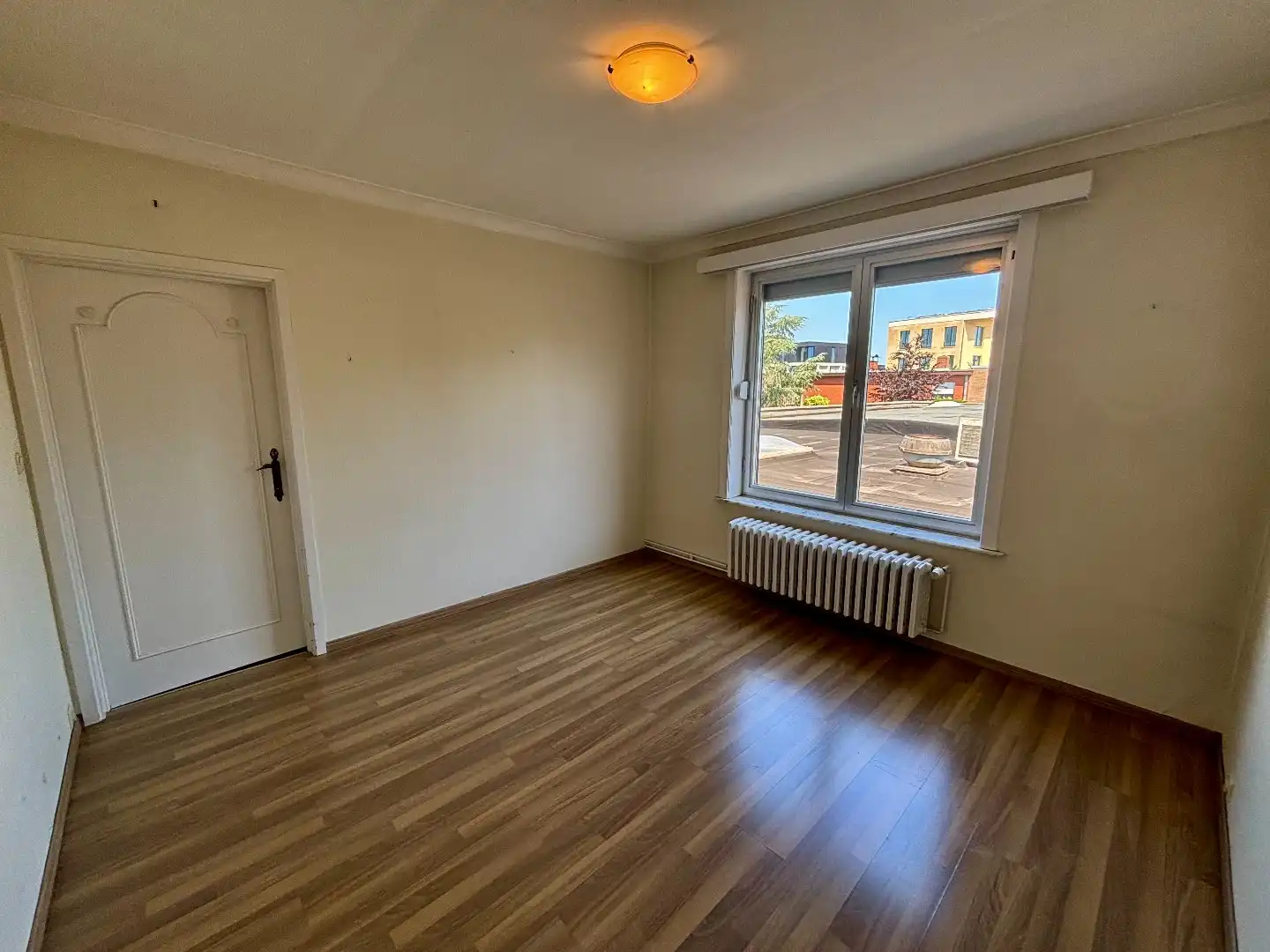 Uniek polyvalent pand in het centrum van Langemark. foto 17