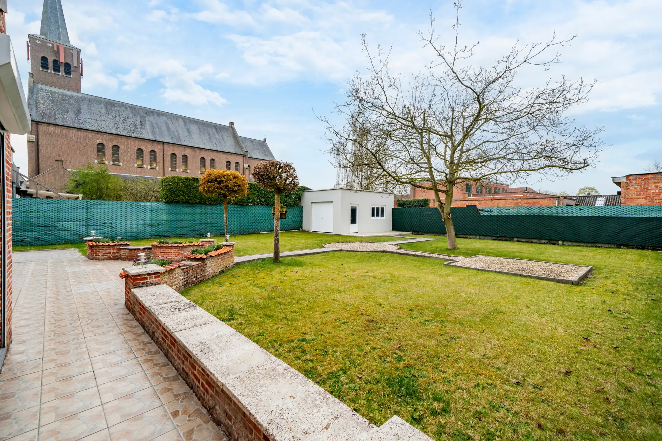 Prachtige dorpswoning op 1.099 m² foto 21