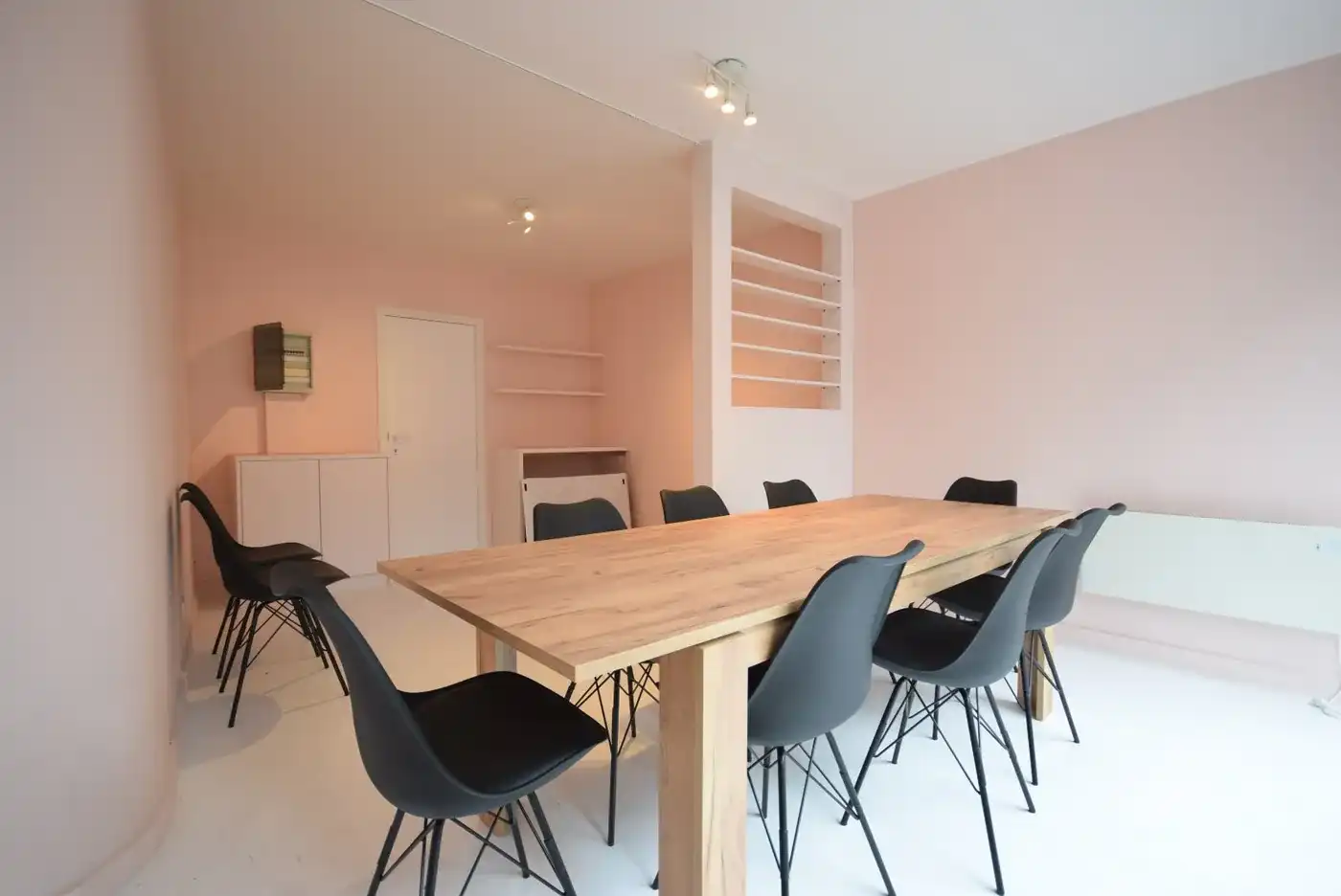 Business center te huur Rumbeeksesteenweg 4 A/001 - 8800 Roeselare