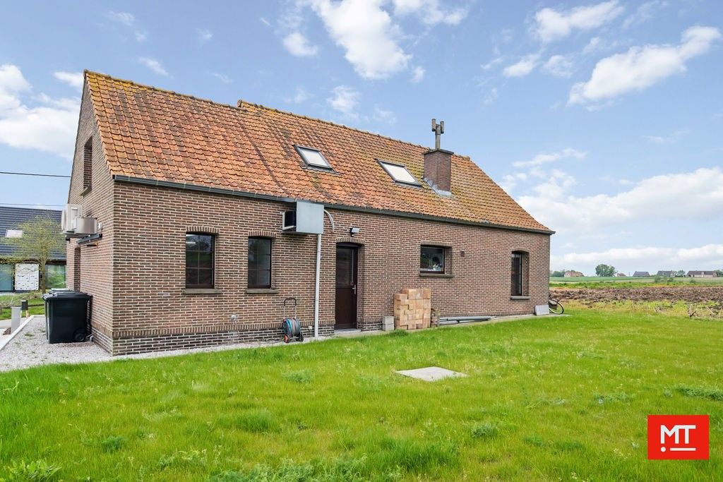 Alleenstaande woning met 3 slaapkamers en tuin op een landelijke en rustige locatie te Geluveld foto 5