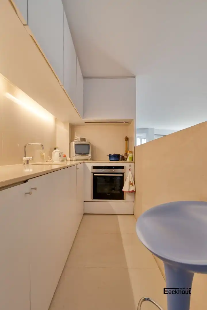 Stijlvol design appartement met open zicht/investeringspand met levenslange huur. foto 4