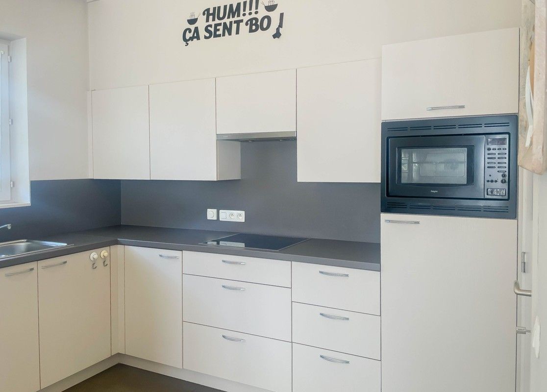 Gezellig gelijkvloers appartement met 2 slaapkamers, zonnige tuin en garage in Sint-Idesbald (Koksijde) foto 6
