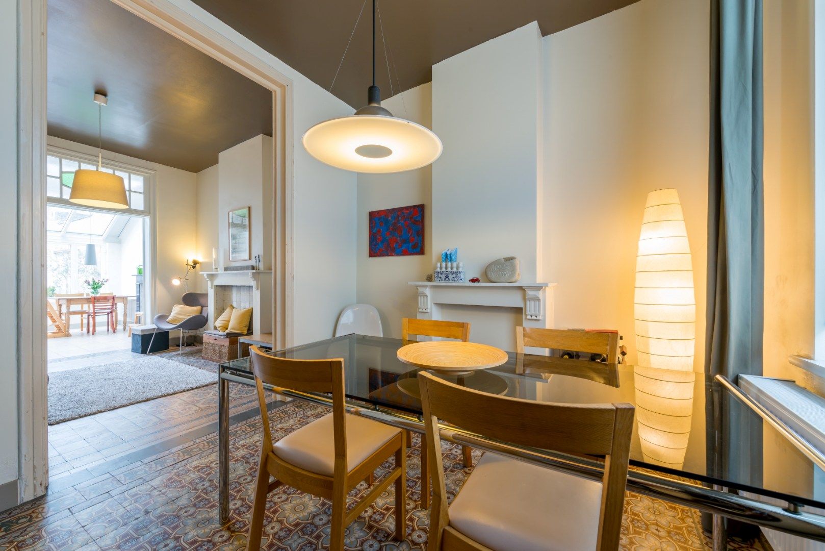 Karaktervolle stadswoning met modern comfort en authentieke ziel foto 3