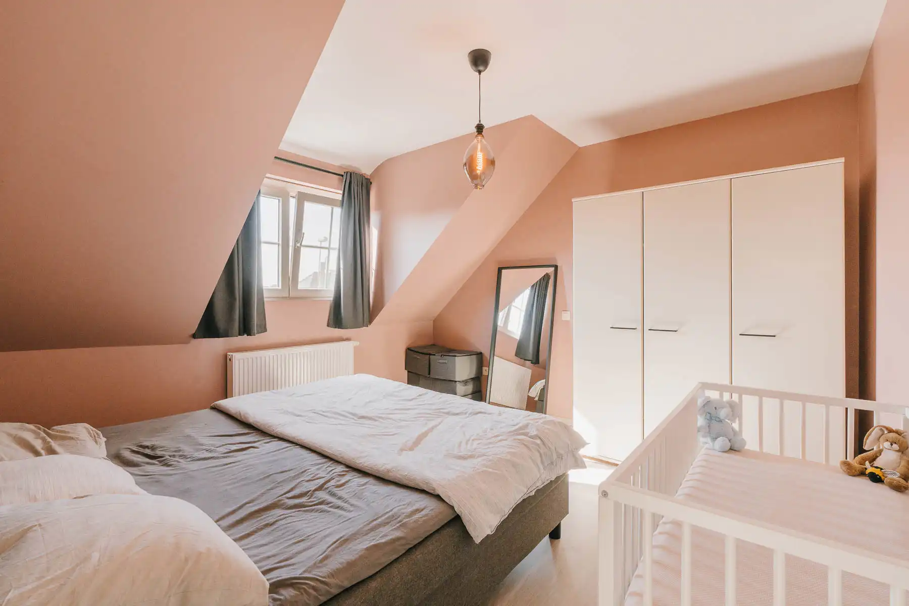 Lichtrijk en ruim appartement met riant terras op toplocatie foto 15