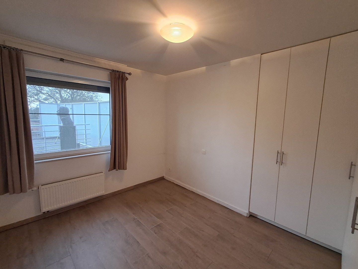 Ruim appartement met prachtig terras te Sijsele! foto 14