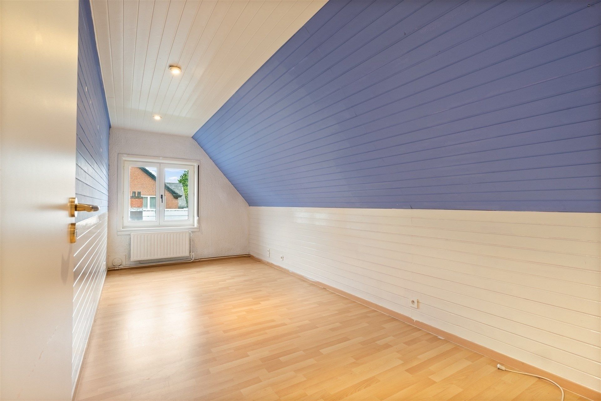 ruim en goed verzorgde woning met grote veranda  foto 14