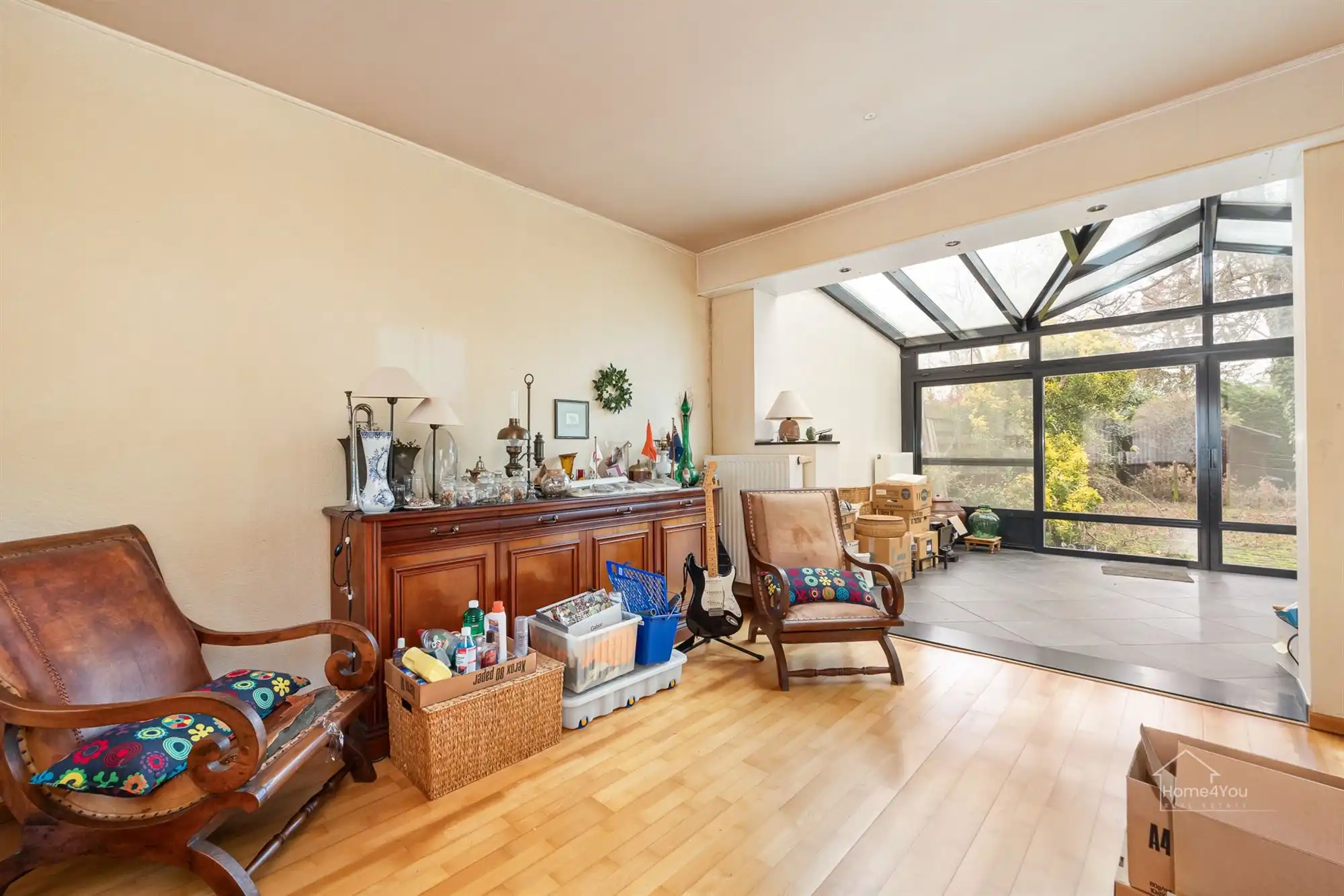 Ruime rijwoning op toplocatie met zongerichte tuin foto 5