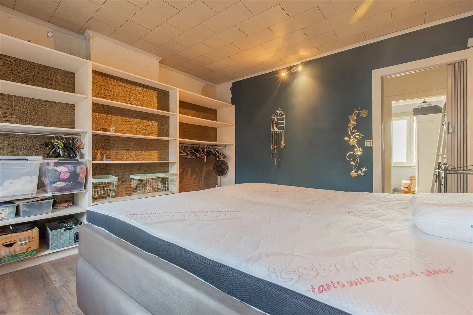 Op te frissen woning met potentieel, 2 slpk, tuin en zolder foto 12