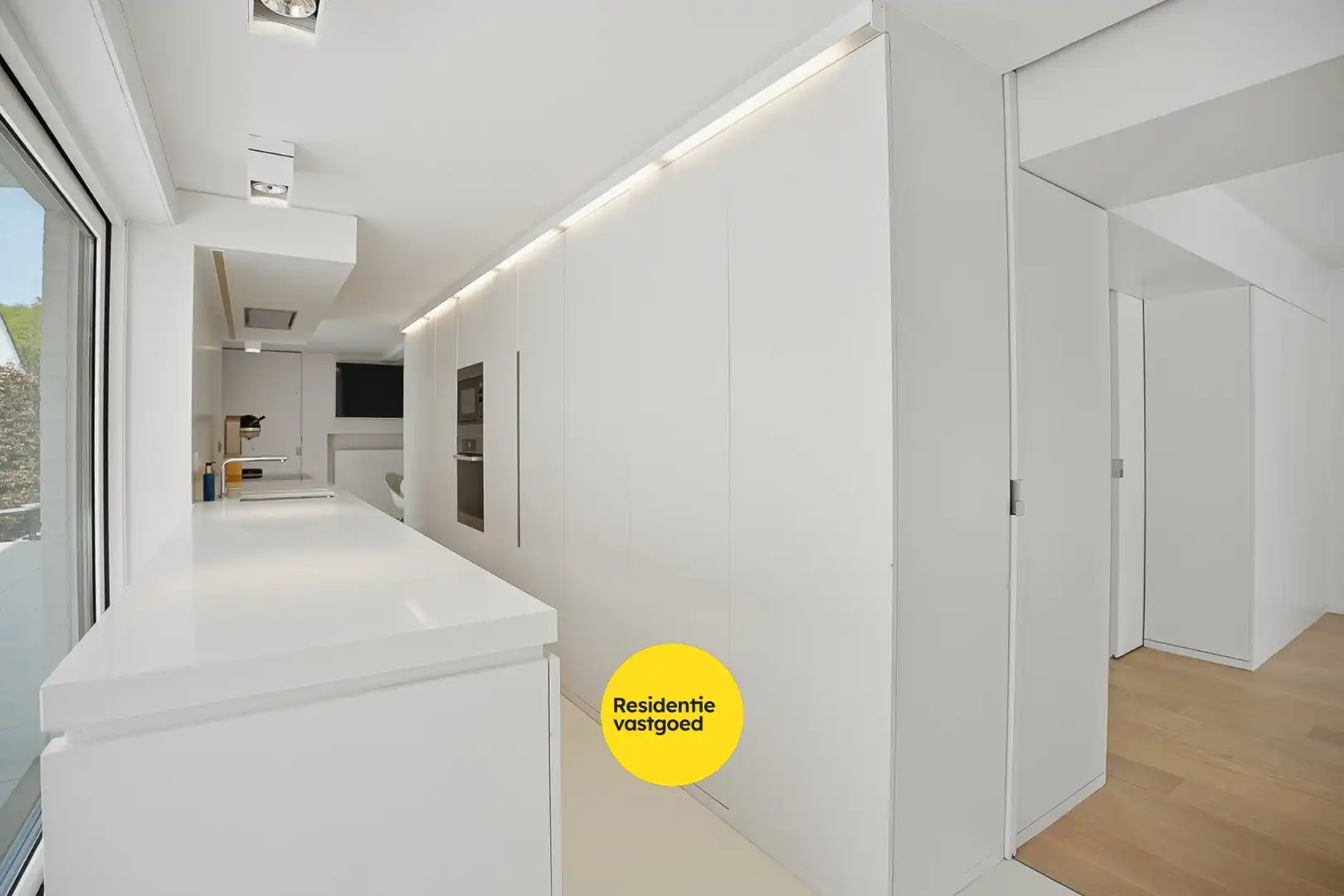 Stijlvolle open bebouwing op toplocatie in Sint-Michiels foto 9