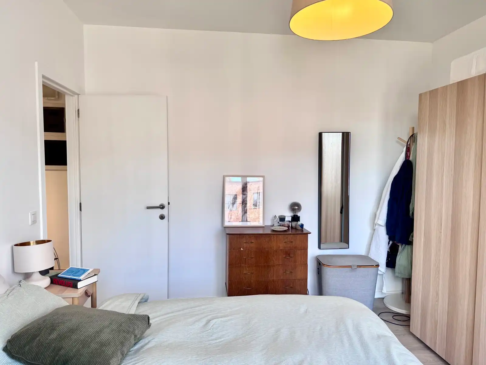 Licht 2 slpk. app. met garagebox op de eerste verdieping  foto 13