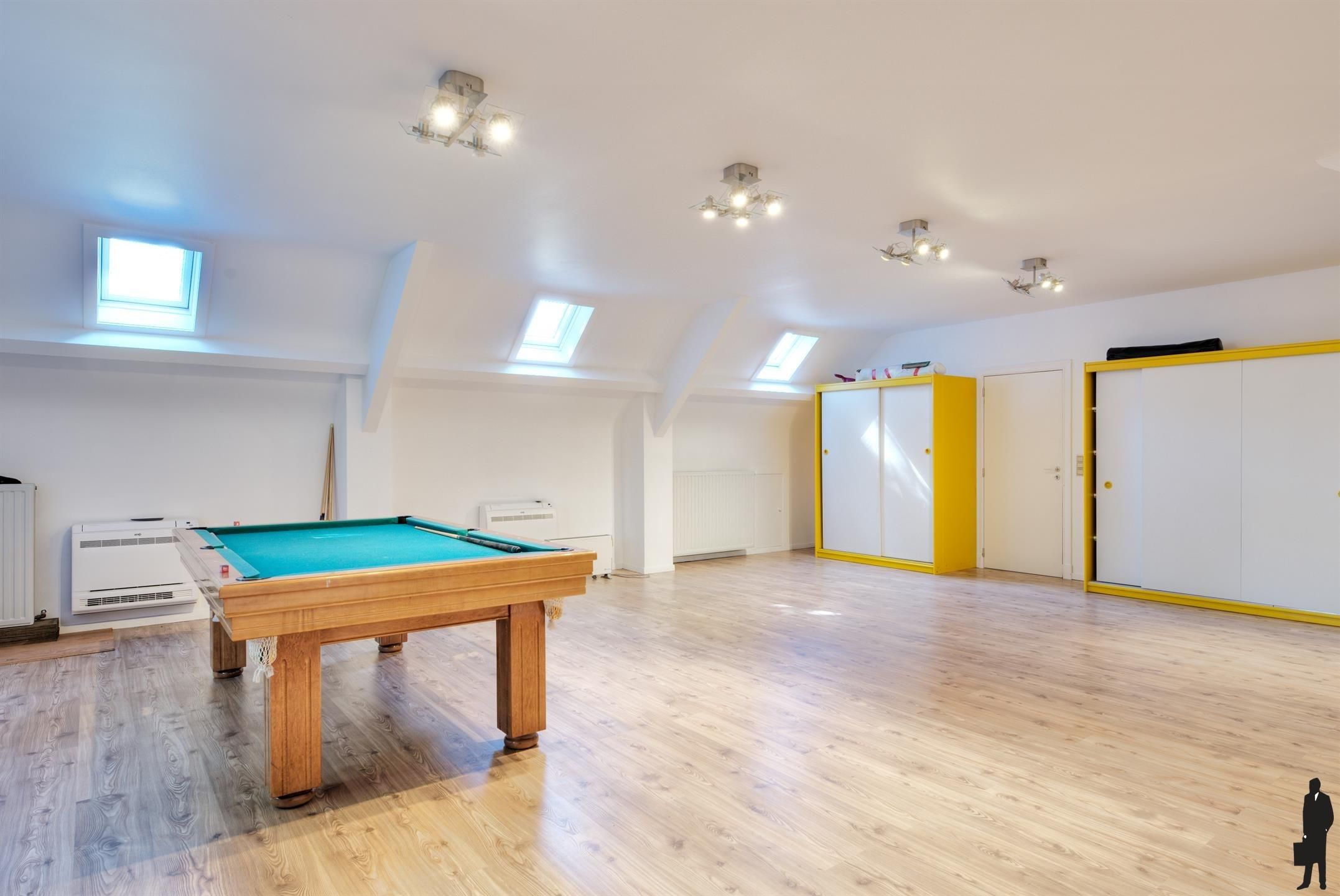 Luxe kangoeroe-villa te Sint-Job met paardenacc. op ca. 1,2 HA! foto 43