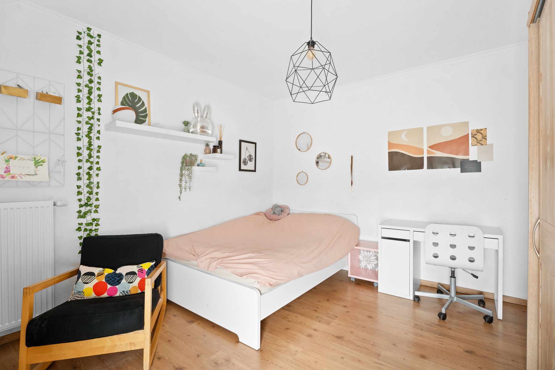 Volledig gerenoveerde 3-slpkamerwoning met tuin in Wetteren! foto 13