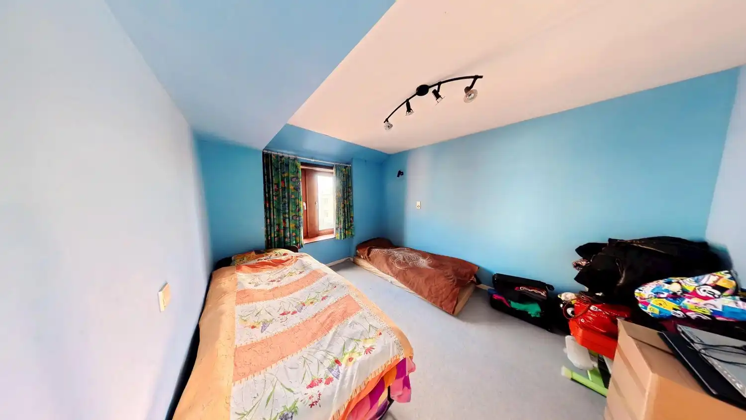 Handelspand met zeer ruim appartement in het centrum Brakel! foto 15