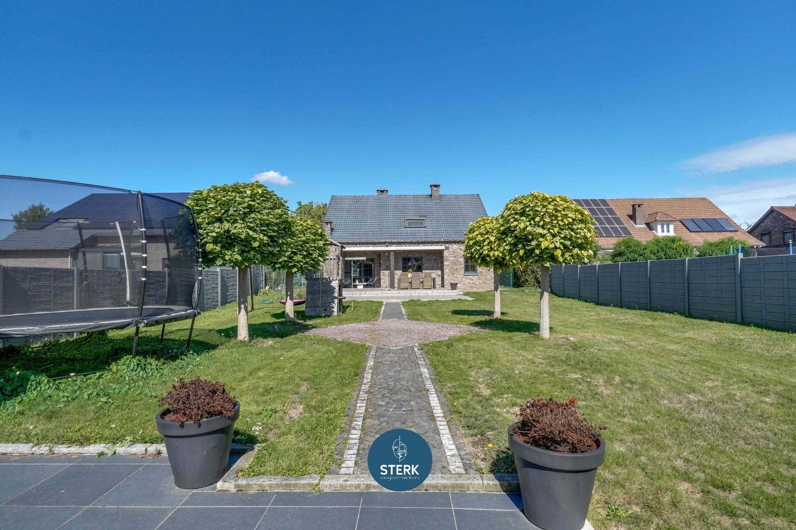 INSTAPKLARE GEZINSWONING MET 5 SLPKS OP PERCEEL VAN 931M² TE REKEM ! foto 22